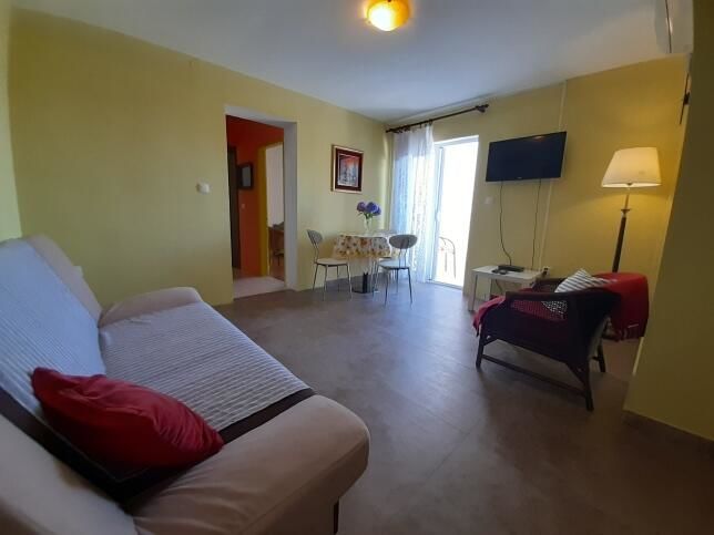 Апартаменты Two bedroom ap in the garden Булярица