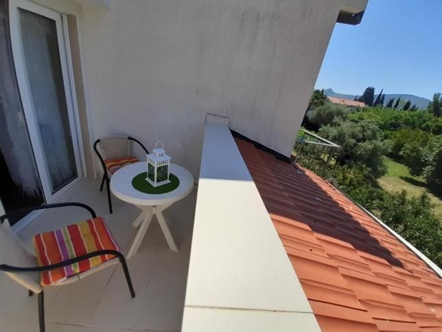 Апартаменты Two bedroom ap in the garden Булярица